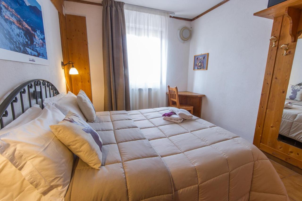 Hotel Iris Pescasseroli Exteriér fotografie